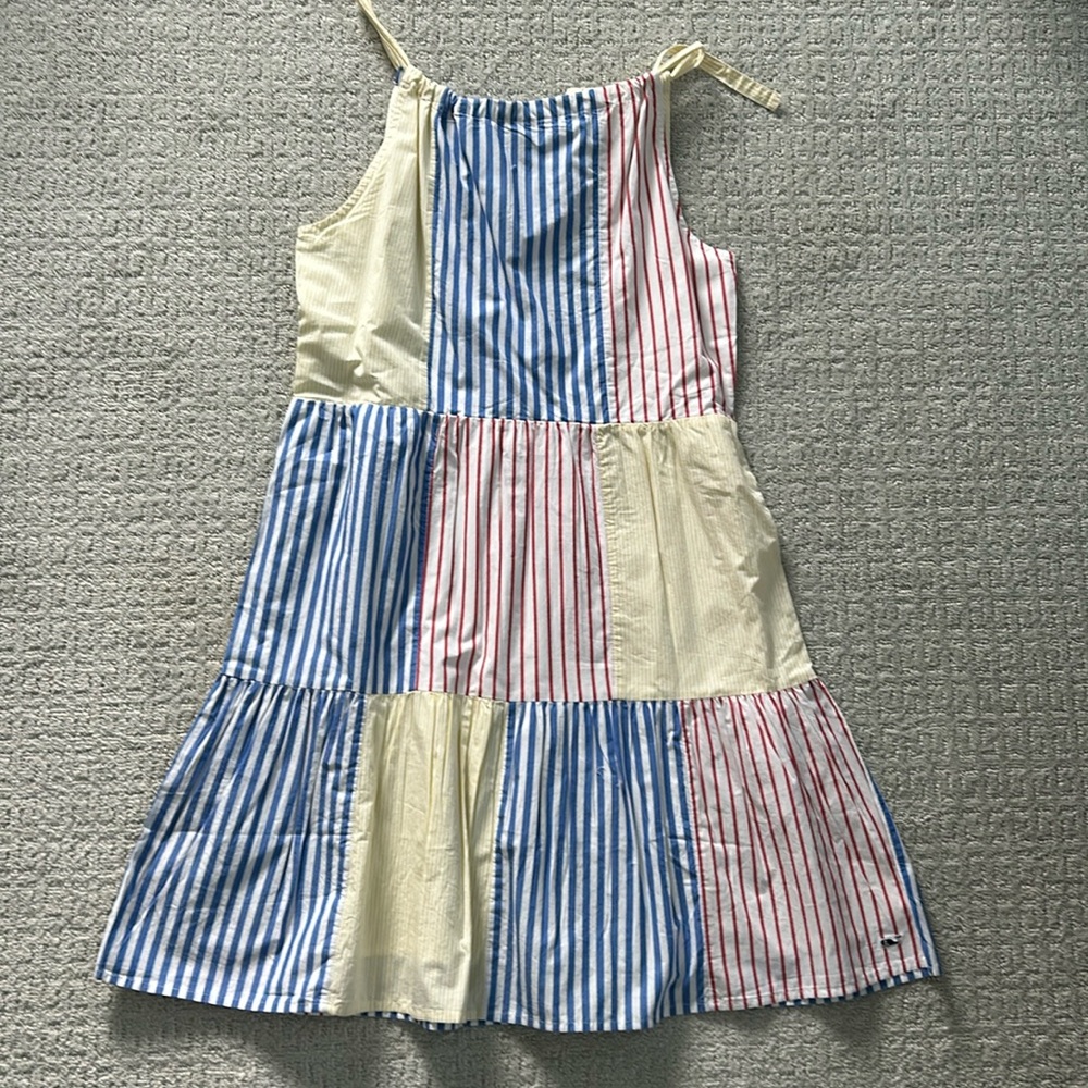 Vineyard vines dress. Very cute for 4th of July. NWT